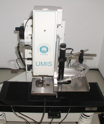 UMIS típusú nanokeménységmérő berendezés
